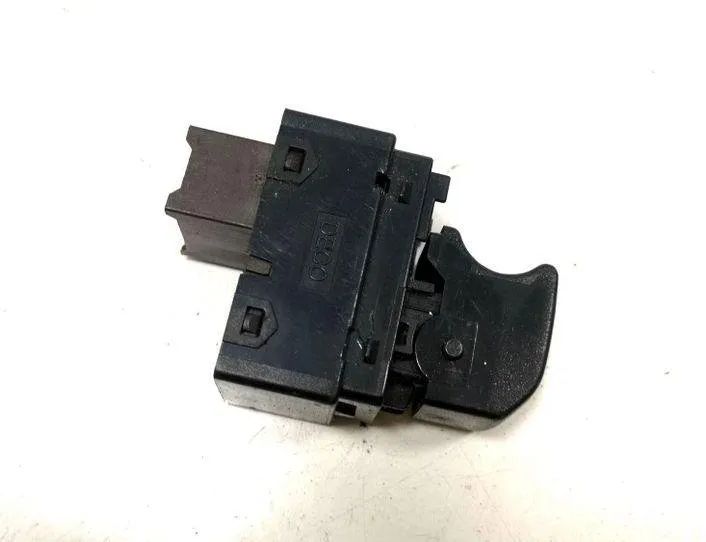 KIA Cee'd 1 generation (2007-2012) Priekšējo kreiso durvju logu pacēlāja slēdži 1334 24720462