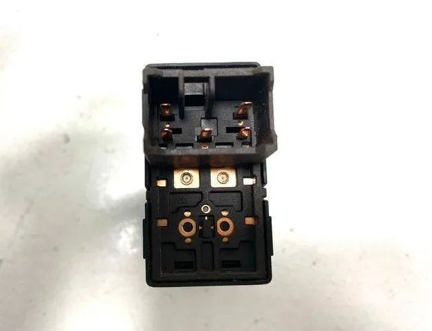 CHEVROLET Spark 3 generation (2010-2023) Priekšējo kreiso durvju logu pacēlāja slēdži 1334 24726660