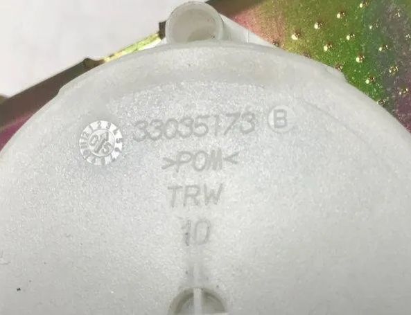 BMW X3 E83 (2003-2010) Aizmugurējā labā drošības josta 33036505E,33035173,33040666 24732272