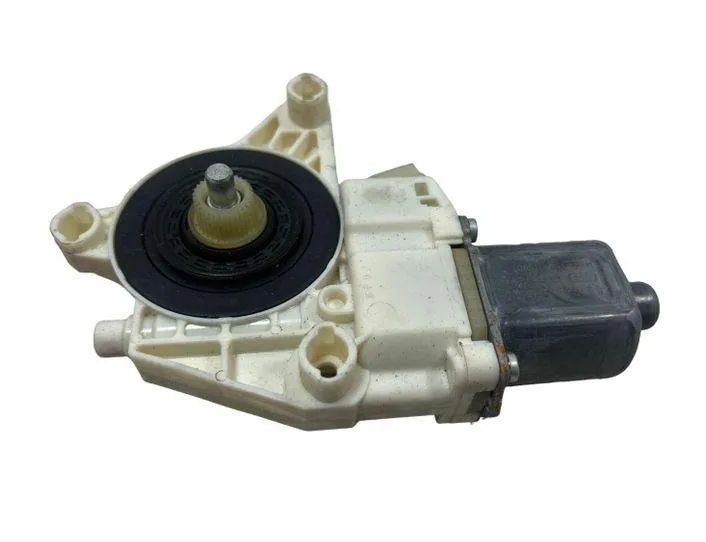 MERCEDES-BENZ E-Class W212/S212/C207/A207 (2009-2016) Aizmugurējo labo durvju loga vadības motorīts A2048200642,961108100,0130822504 24746095