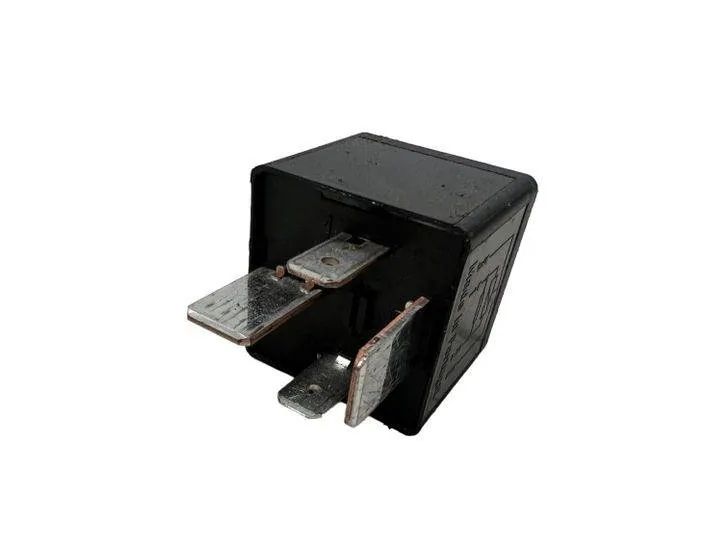 VOLKSWAGEN Passat Variant 1 generation (2010-2024) Relays 7M0951253A,95VW10K705CA,V23136J6X45 24748197