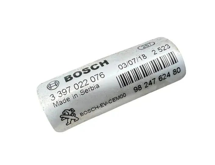 PEUGEOT 3008 2 generation (2017-2023) Priekšējā stikla tīrītāja mehānisms 3397022076,9824762480,1397225003 24751024