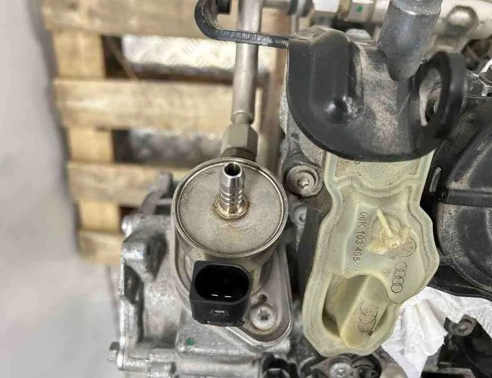 VOLKSWAGEN Tiguan 2 generation (2016-2024) Dzinējs DGU,06K117021K,DGU049312,06K103023N,06L133317L 32413062