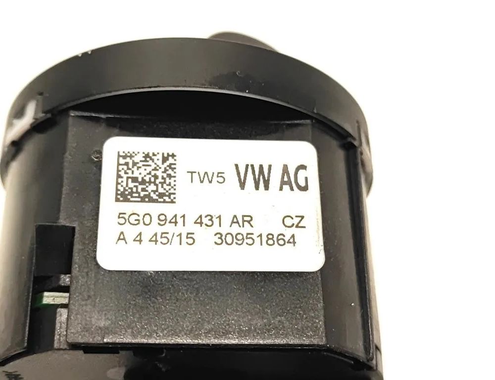 VOLKSWAGEN Touran 3 generation (2015-2023) Headlight Switch Control Unit 5G0941431 29789325