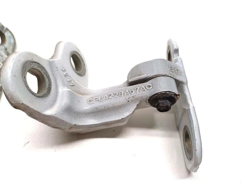 LAND ROVER Range Rover Velar 1 generation (2017-2024) Front left Door Hinge CPLA-228A65-AD 29790287