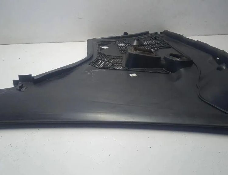 MERCEDES-BENZ C-Class W205/S205/C205 (2014-2023) Пластмасса передняя стеклоочистителей A2058309402 31130762