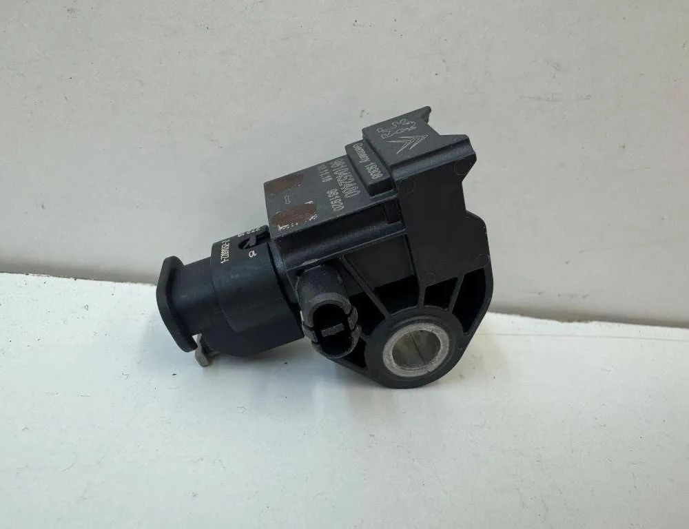 PEUGEOT 2008 2 generation (2019-2023) Rear Right Impact Sensor 9810452480 31138479