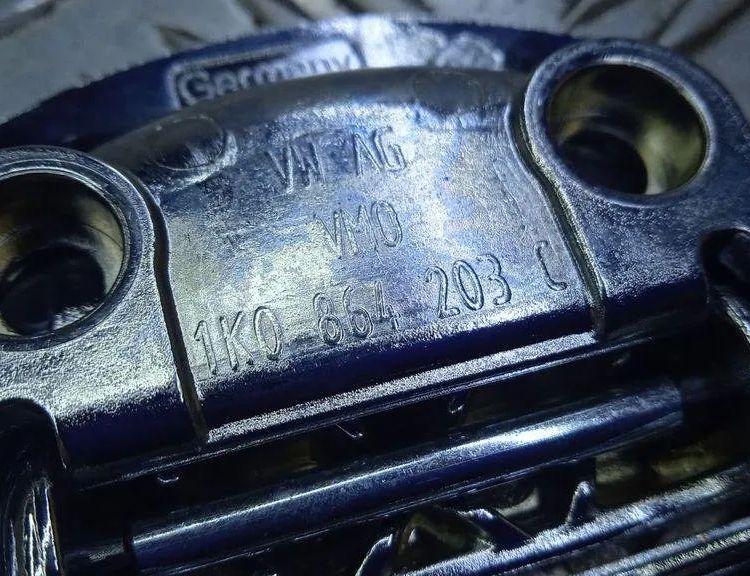 PORSCHE Cayenne 958 (2010-2018) Citas salona daļas 1K0864203C 31143416