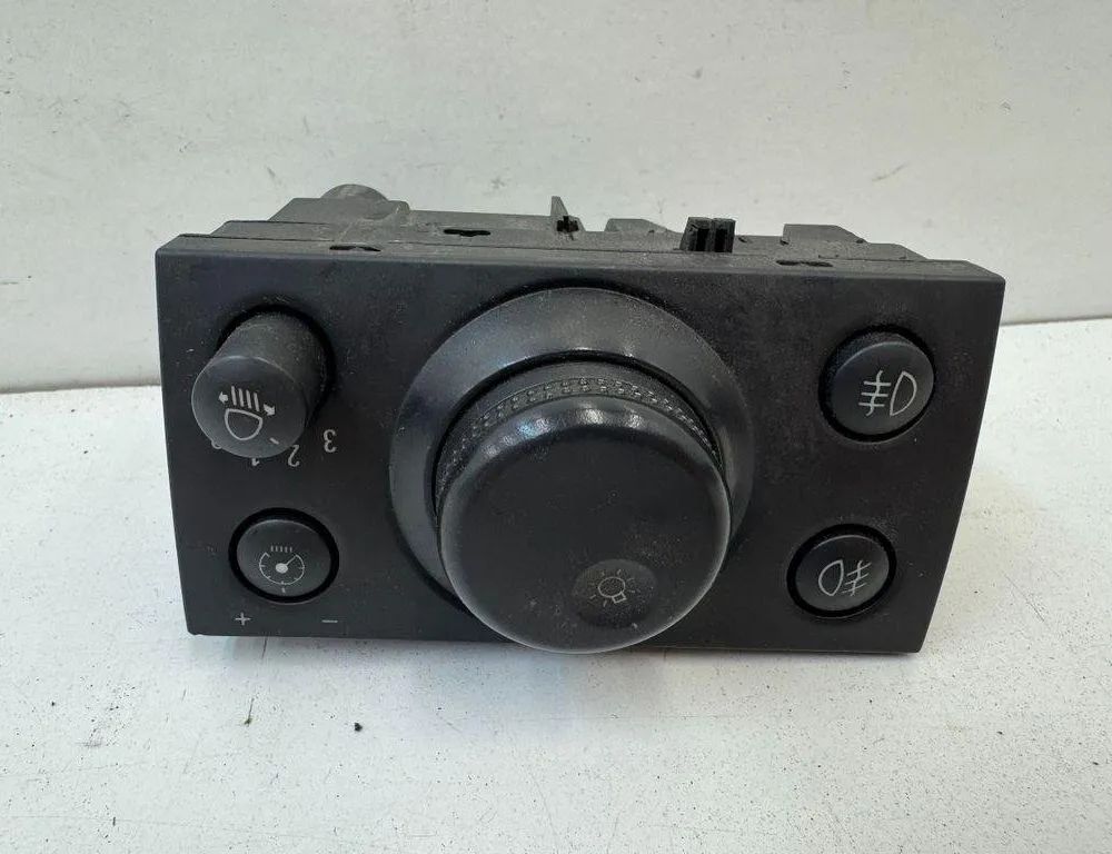 OPEL Signum C (2003-2008) Headlight Switch Control Unit 9185881 31147608