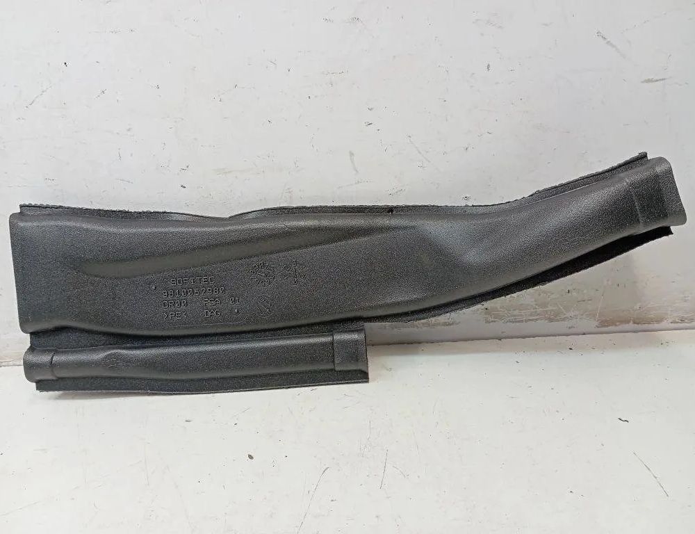PEUGEOT 2008 2 generation (2019-2023) Air Intake Tube 9810052980 31147844