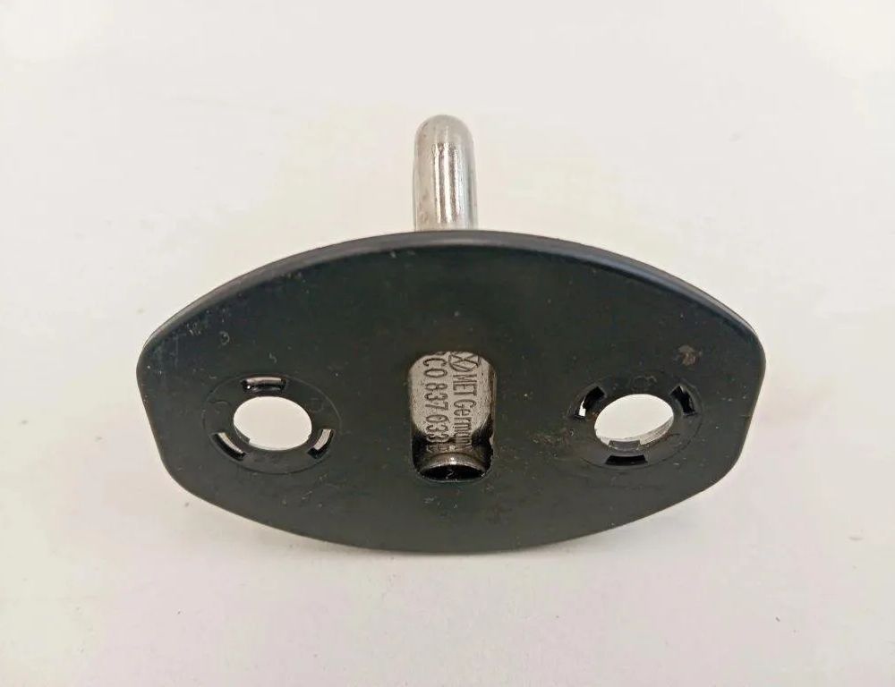 VOLKSWAGEN Tiguan 2 generation (2016-2024) Fixing 3C0837033B 31150560