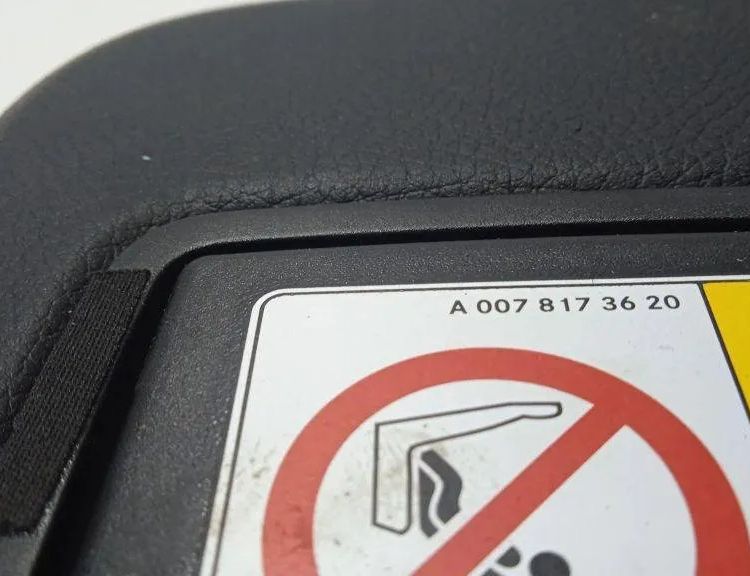 MERCEDES-BENZ GLE W166 (2015-2018) Защита от солнца правая A0078173620 31156451