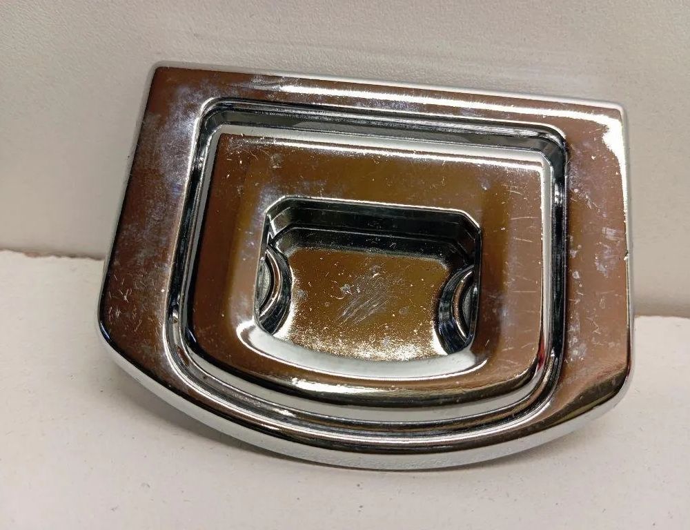 PORSCHE Macan 1 generation (2013-2023) Citas apdares detaļas 1K0864203C 31160080