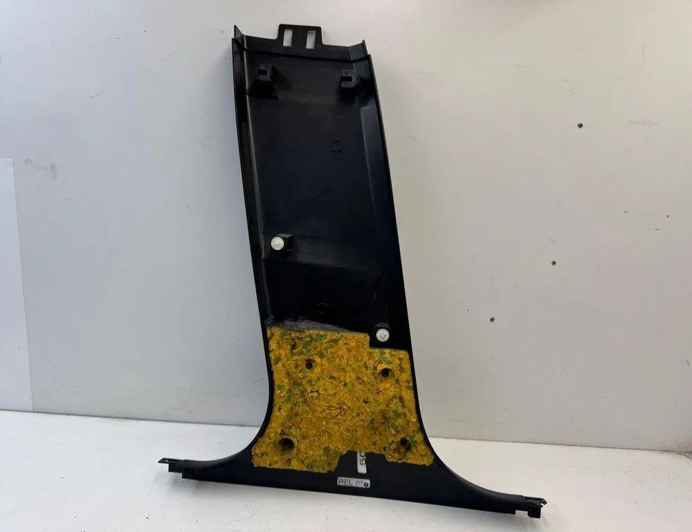 BMW 5 Series F10/F11 (2009-2017) Стойка правой стороны 9116352 31162550