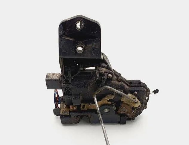 VOLKSWAGEN Golf 6 generation (2008-2015) Front Right Door Lock 3B1837016A 31063191