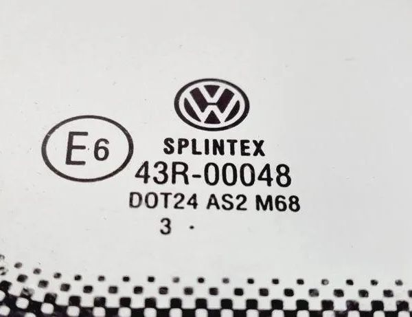 VOLKSWAGEN Touran 1 generation (2003-2015) Front Right Window 43R00048 31064214