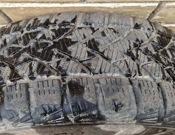 VOLKSWAGEN Passat B5 (1996-2005) Комплект колес 1K0601027T 31071064