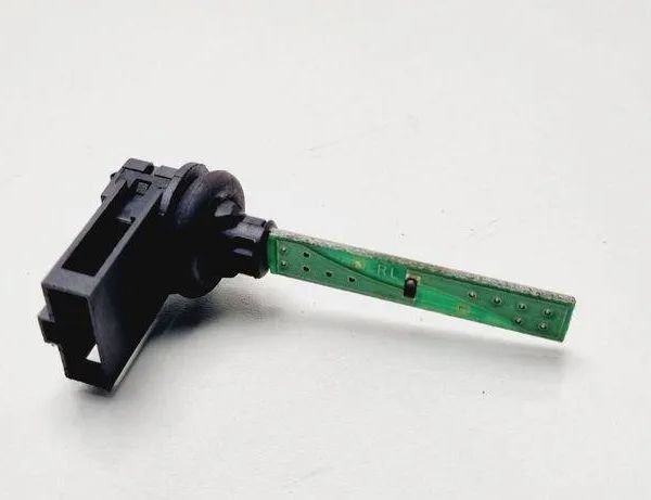VOLKSWAGEN Passat B7 (2010-2015) Izplūdes gāzu temperatūras sensors 4B0820539 31072991