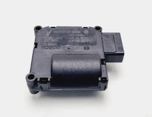 AUDI A6 C6/4F (2004-2011) Клапаны управления внутренним подогревом 4F0820511A 31076553