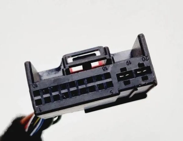 VOLKSWAGEN Golf 8 generation (2019-2023) Kabeļi / vadi 1K0971975 31082012