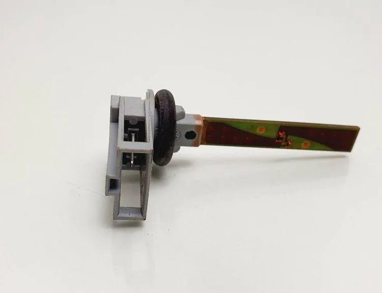 VOLKSWAGEN Passat B7 (2010-2015) Izplūdes gāzu temperatūras sensors 4B0820539 31084042