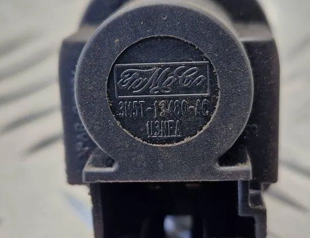 FORD Galaxy 3 generation (2015-2024) Bremžu pedāļa sensors Varde 3M5T13480AC 31084542