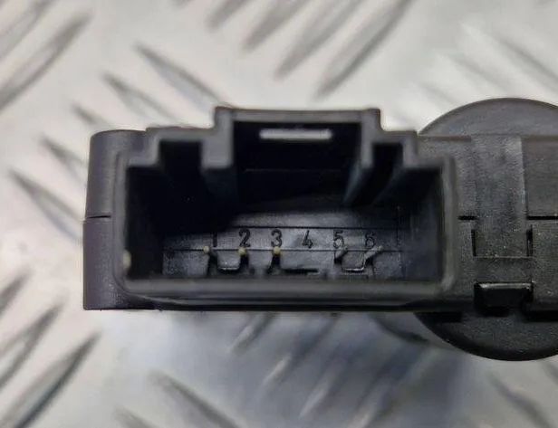 AUDI A6 C6/4F (2004-2011) Salona sildītāja vadības vārsti 4F0820511A,CZ1168803141 31090520