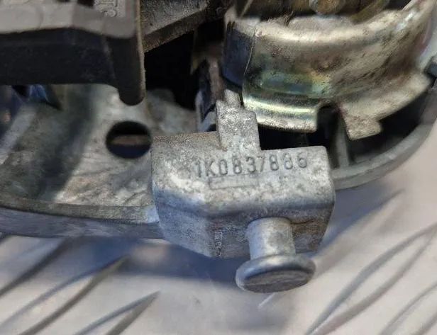 VOLKSWAGEN Golf 8 generation (2019-2023) Left Side Sliding Door Exterior Handle 1Z0839886 31093456