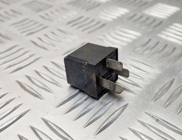 FORD Focus 2 generation (2004-2011) Relays 6G9T14B192CA 31112012