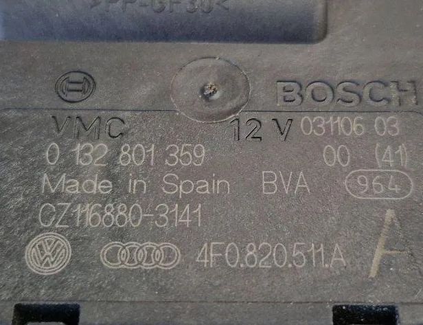 AUDI A6 C6/4F (2004-2011) Salona sildītāja vadības vārsti 4F0820511A 31115471