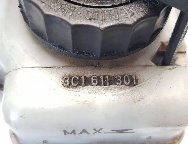 VOLKSWAGEN Passat B7 (2010-2015) Рабочий тормозной цилиндр 5N0945459A,3C1611301 31117491