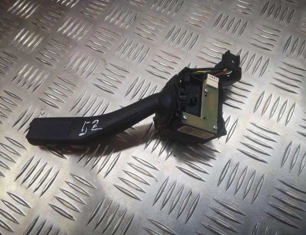 VOLKSWAGEN Touran 1 generation (2003-2015) Pagrieziena rādītāja slēdzis 1K0953513G 31811657