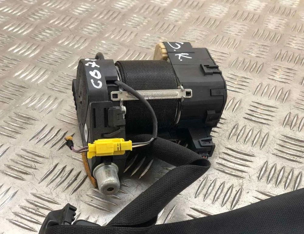 MERCEDES-BENZ S-Class W221 (2005-2013) Ремень безопасности задний левый 33014051 31817117