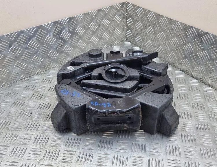 FORD Kuga 3 generation (2019-2023) Spare Tire Wheel Mount 1X4A17032AC 31843350