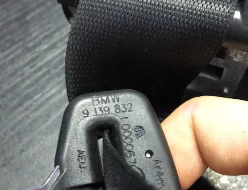 BMW 1 Series E81/E82/E87/E88 (2004-2013) Rear Right Seatbelt 9139832 10880098