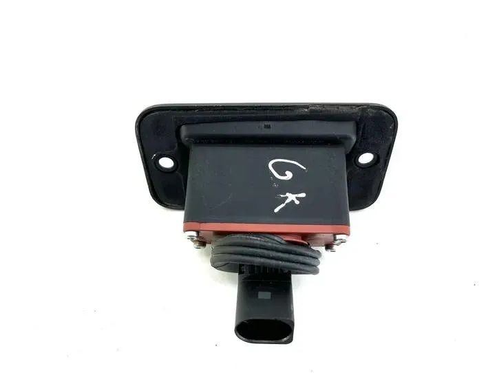 VOLKSWAGEN Caddy 3 generation (2004-2015) Durvju kontaktu savienotājs 2K0907437 24660073