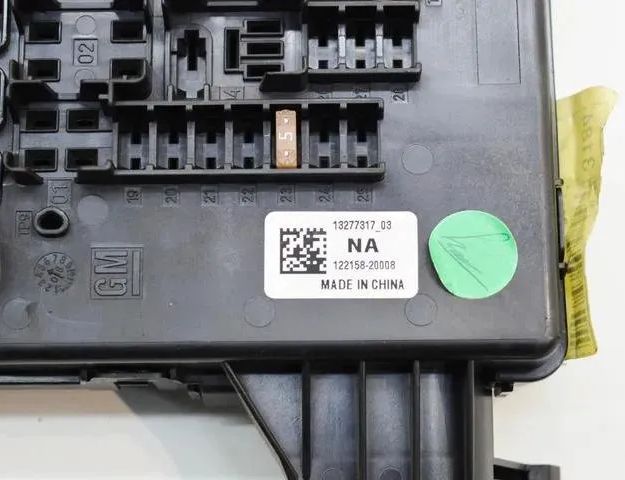 OPEL Insignia A (2008-2016) Блок предохранителей 13277317,544949969,10818534 25045977