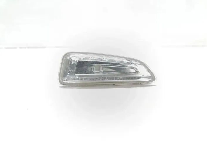 OPEL Astra J (2009-2020) Front Right Fender Turn Signal 13273103 25053646