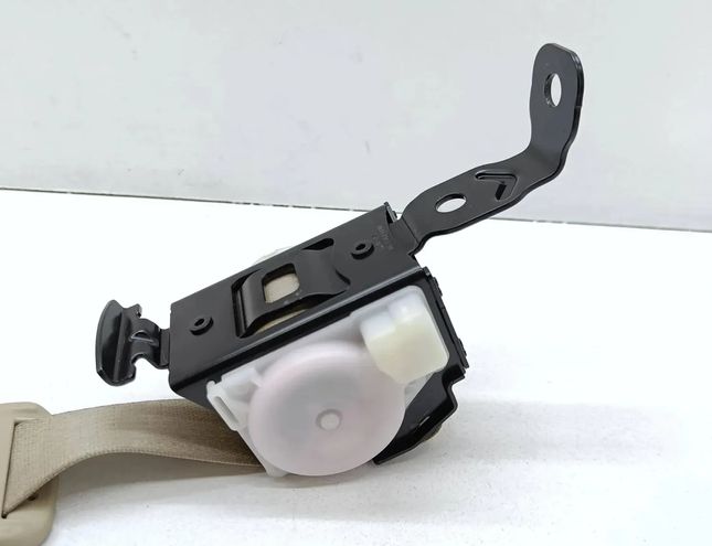 OPEL Insignia A (2008-2016) Rear Right Seatbelt 13288435 28095949