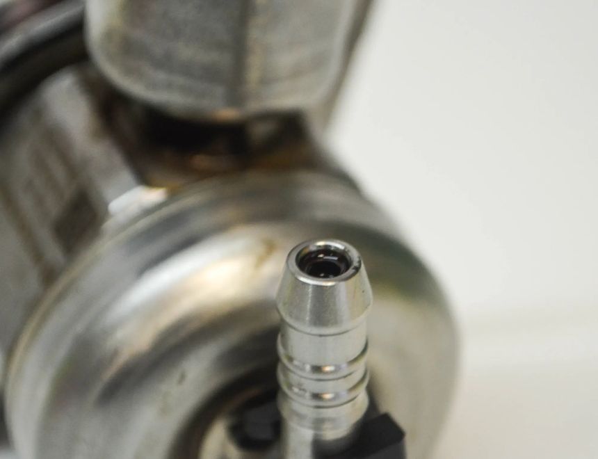 AUDI Q3 8U (2011-2020) Degvielas sūknis 04E127025D 10587233