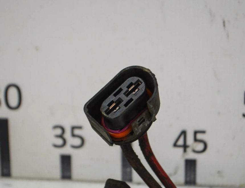 VOLKSWAGEN Touran 1 generation (2003-2015) Kabeļi / vadi 11622806