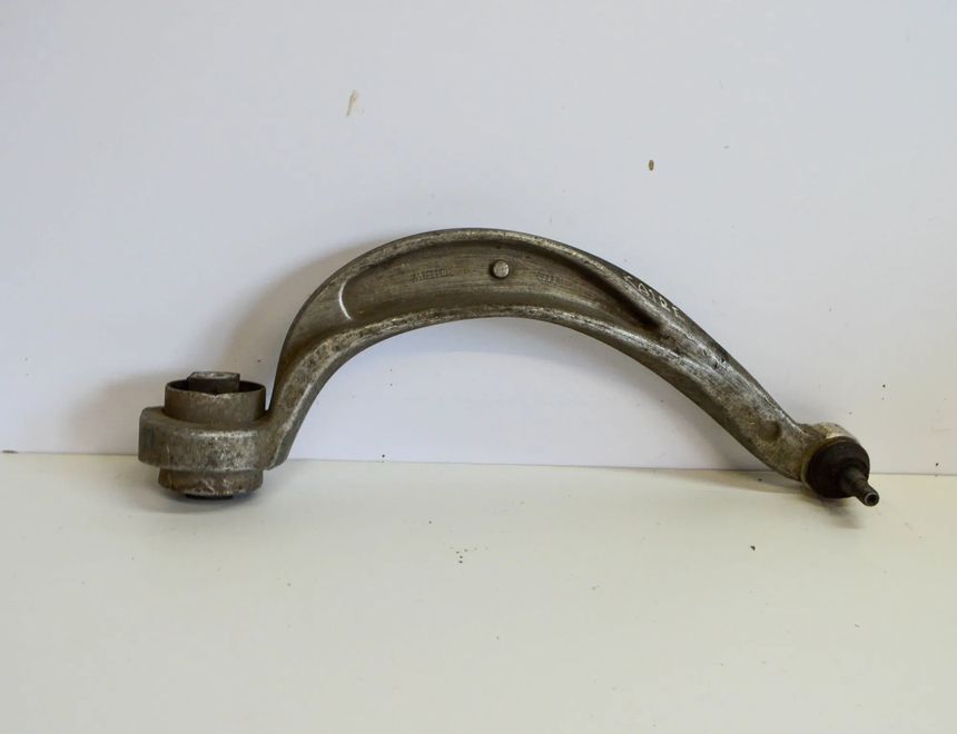 AUDI A4 B8/8K (2011-2016) Передняя левая изогнутая вилка 8K0407695E 12059235