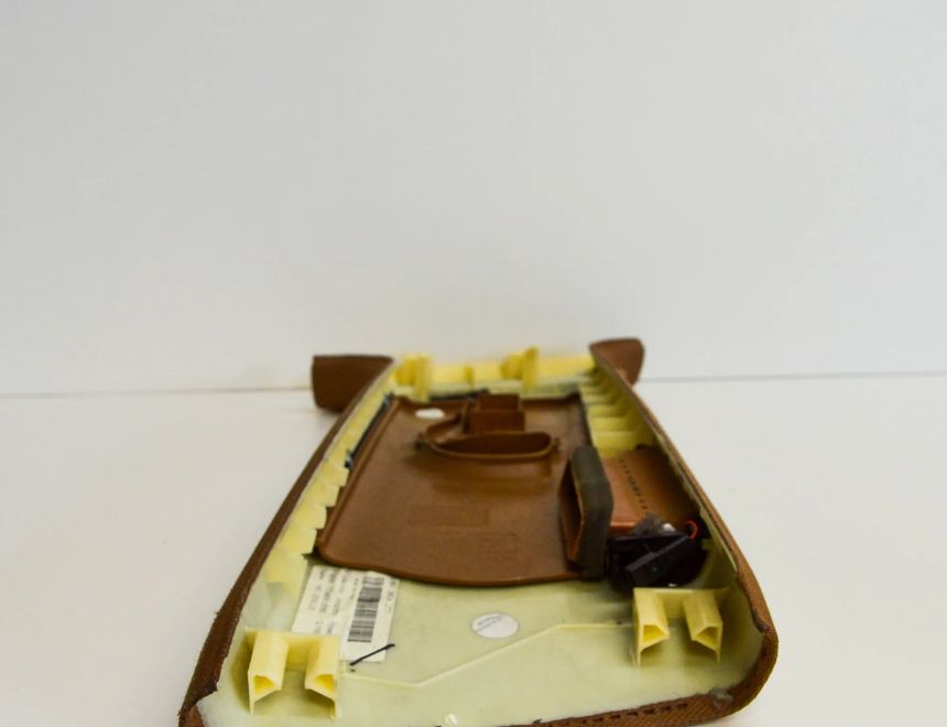 AUDI A6 C6/4F (2004-2011) Боковая стойка левой стороны 4f0867243a 12071901