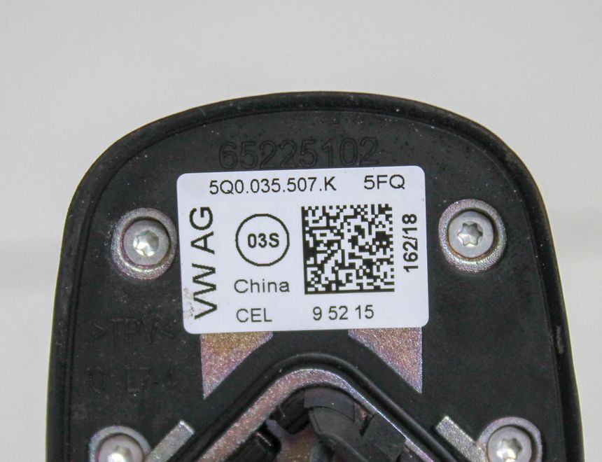 VOLKSWAGEN Jetta 7 generation (2018-2024) Antenna 5Q0035507K 12229907