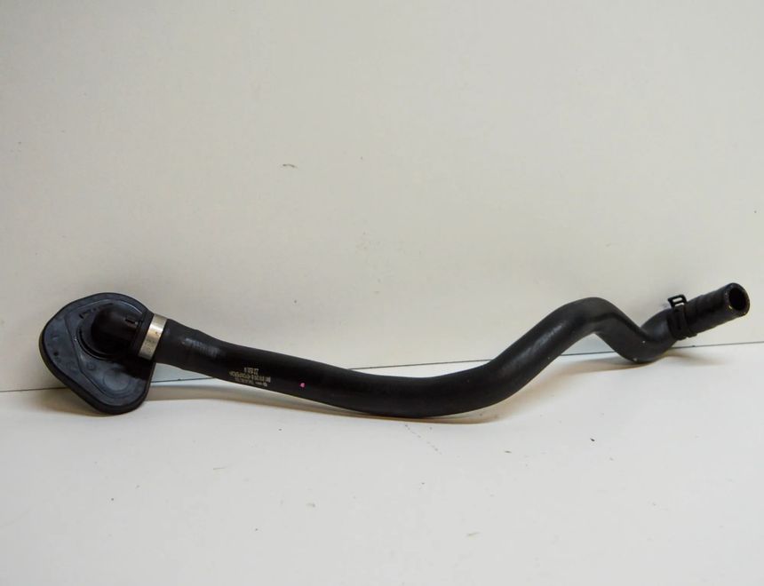 AUDI A4 B9/8W (2015-2024) Dzesēšanas šļauka / truba 8W1819350B 13757565