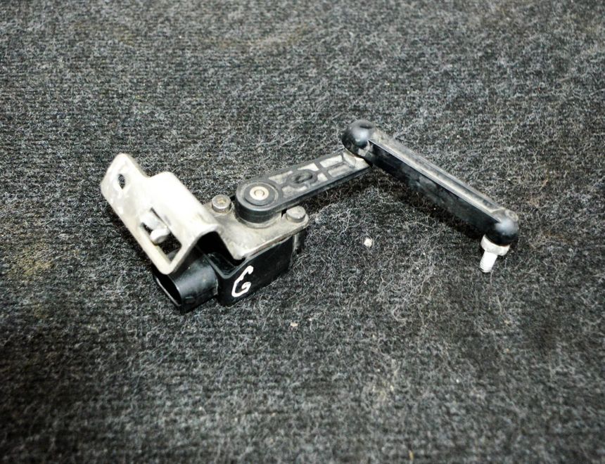 BMW 5 Series F10/F11 (2009-2017) Aizmugurējā kreisā augstuma līmeņa sensors 6784075,6786797 17429901