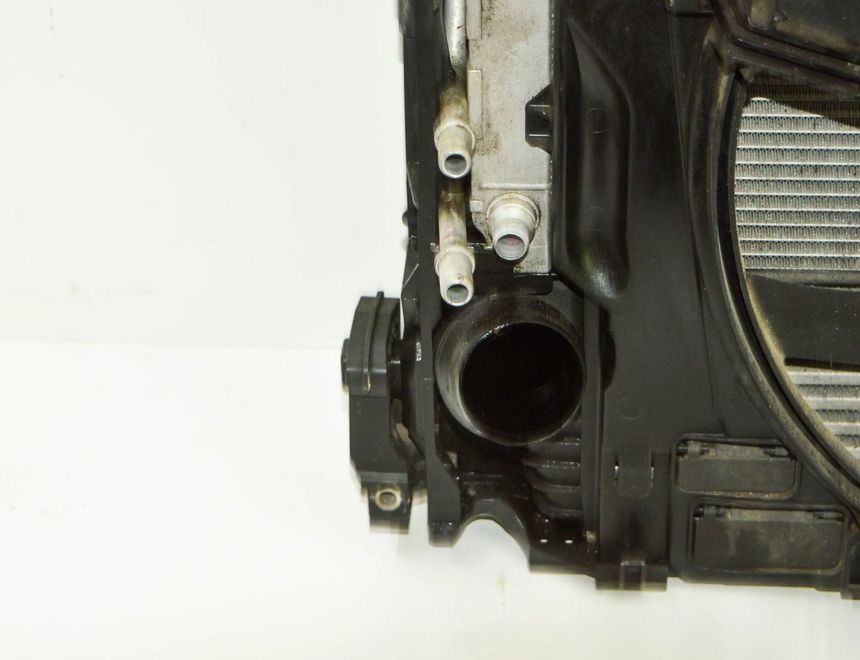 BMW 5 Series F10/F11 (2009-2017) Система охлаждения 8509167,7594610 18121256