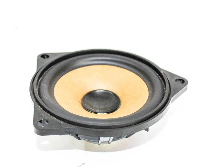 BMW 2 Series F22/F23 (2013-2020) Задняя правая колонка в двери 9804157 24237681