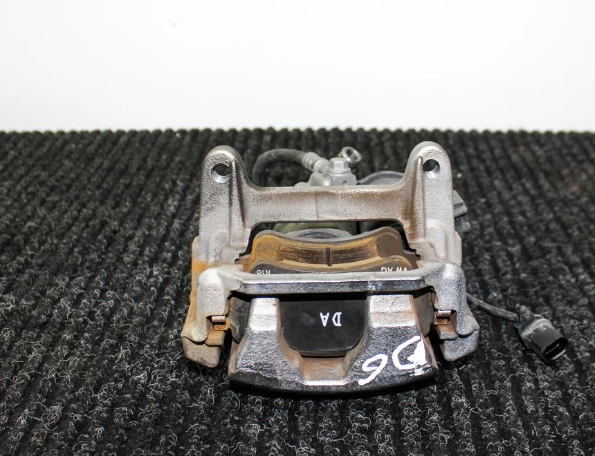 AUDI A4 B9/8W (2015-2024) задний правый суппорт 8W0406BD 27235575