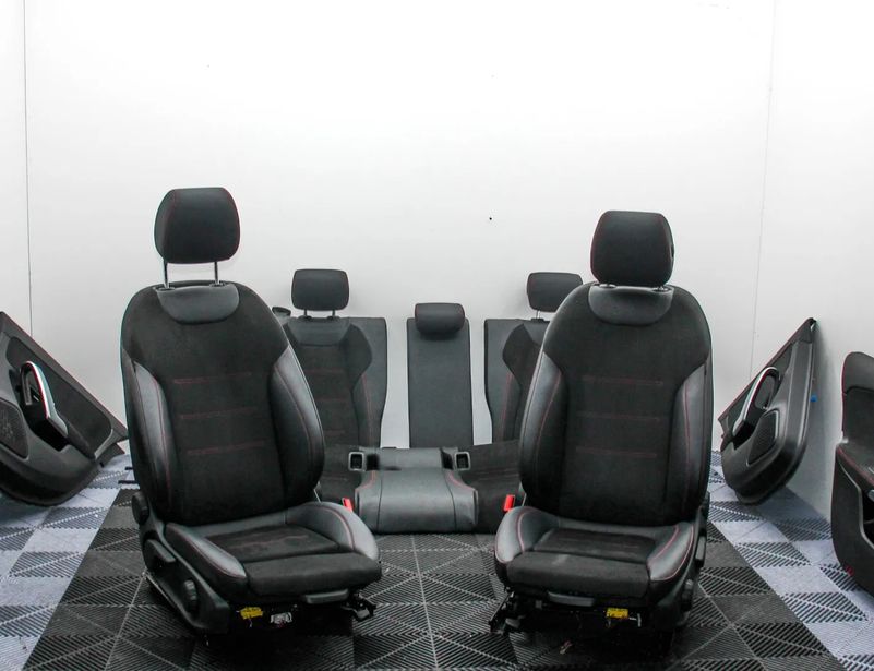 MERCEDES-BENZ A-Class W177 (2018-2024) Sēdekļu komplekts 31284726